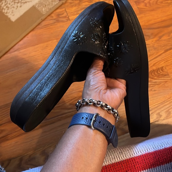 Skechers-Foamies black size 11. - Picture 3 of 6